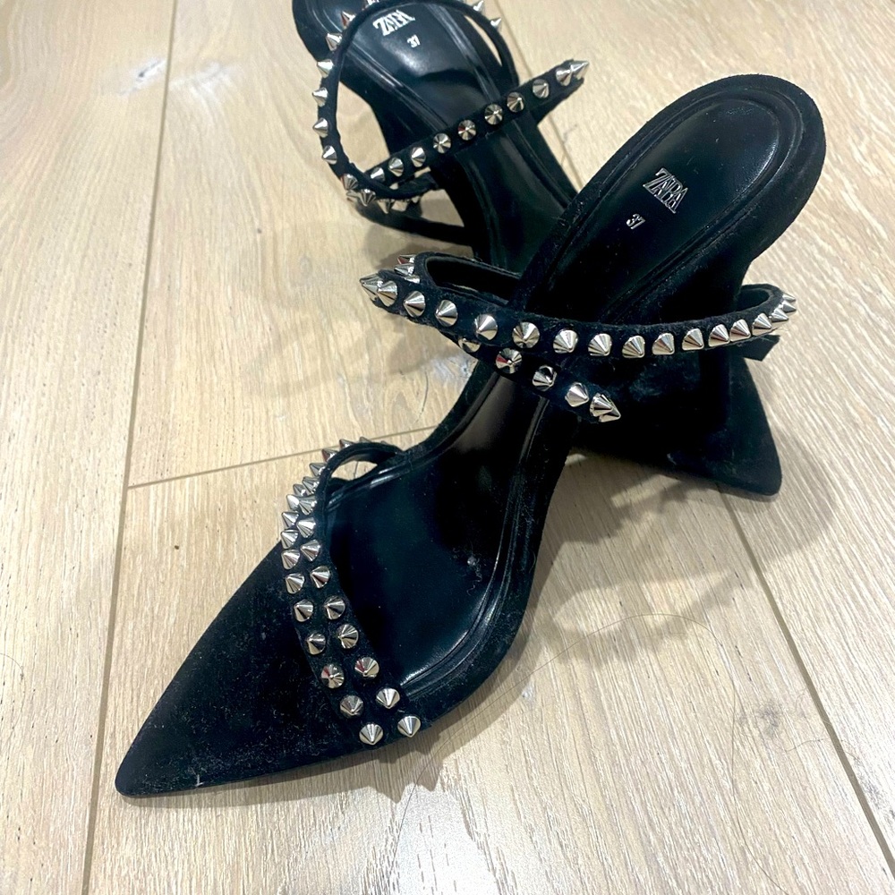 🌟Zara Studded Heel Sandal🌟